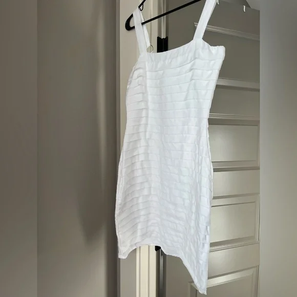 DISSH MARNIE WHITE LINEN PINTUCK DRESS - Picture 4 of 7